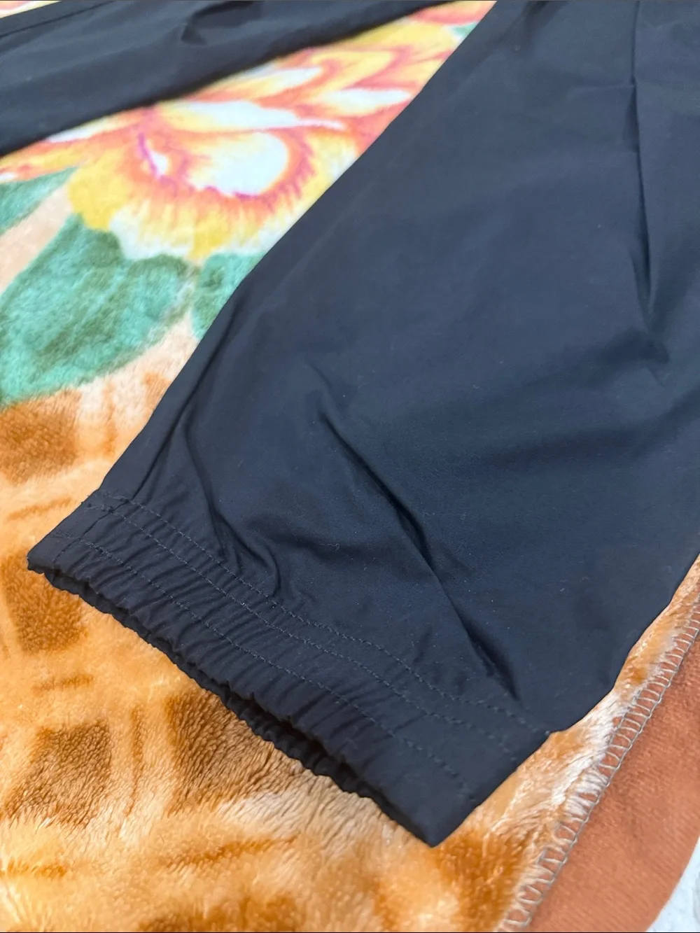 A/X Armani Exchange Black Men's Cargo Jogger Pants